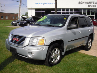 gmc envoy 2007 silver suv slt gasoline 6 cylinders 4 wheel drive automatic with overdrive 07702