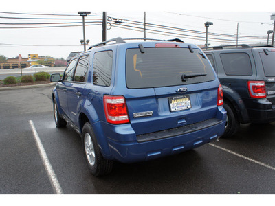 ford escape 2010 blue suv xls gasoline 4 cylinders front wheel drive automatic with overdrive 08902