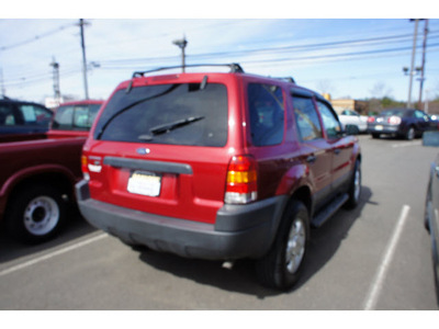 ford escape 2003 red suv xlt popular gasoline 6 cylinders dohc front wheel drive automatic with overdrive 08902