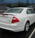 ford fusion 2010 white sedan se gasoline 4 cylinders front wheel drive automatic with overdrive 08902