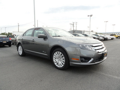 ford fusion hybrid 2010 gray sedan hybrid 4 cylinders front wheel drive cont  variable trans  60915