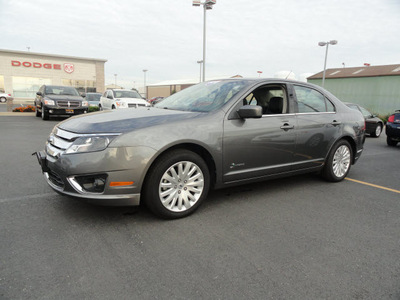 ford fusion hybrid 2010 gray sedan hybrid 4 cylinders front wheel drive cont  variable trans  60915