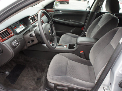chevrolet impala 2010 silver sedan ls flex fuel 6 cylinders front wheel drive 4 speed automatic 46168