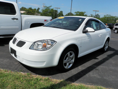 pontiac g5 2009 white coupe gasoline 4 cylinders front wheel drive automatic 14221