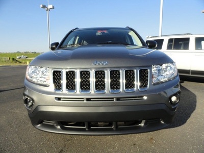 jeep compass 2011 gray suv limited gasoline 4 cylinders 2 wheel drive automatic 60915