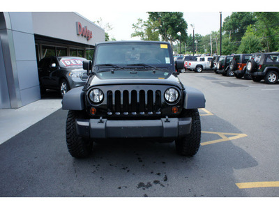 jeep wrangler 2008 black suv x gasoline 6 cylinders 4 wheel drive 6 speed manual 08844