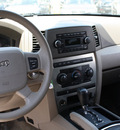 jeep grand cherokee 2006 light khaki suv laredo gasoline 6 cylinders 4 wheel drive automatic 07701