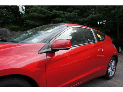 honda cr z 2011 dk  red hatchback ex w navi hybrid 4 cylinders front wheel drive 6 speed manual 07712