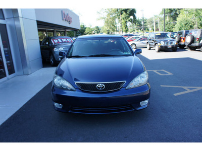toyota camry 2005 dk  blue sedan se v6 gasoline 6 cylinders front wheel drive automatic with overdrive 08844