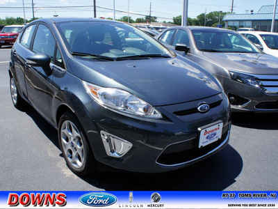ford fiesta 2011 dk  gray hatchback ses gasoline 4 cylinders front wheel drive automatic with overdrive 08753