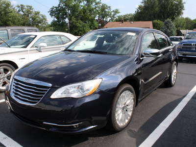chrysler 200 2011 black sedan limited gasoline 4 cylinders front wheel drive automatic 07730