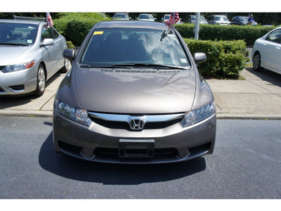 honda civic 2009 urban titanium sedan lx s gasoline 4 cylinders front wheel drive automatic 08750