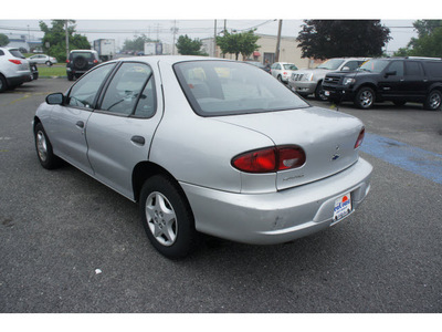 chevrolet cavalier 2001 ultra silver sedan gasoline 4 cylinders front wheel drive automatic 07712