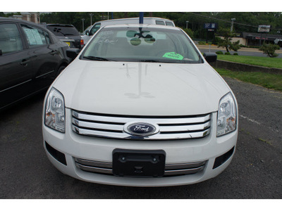 ford fusion 2008 white sedan i4 gasoline 4 cylinders front wheel drive automatic 07060