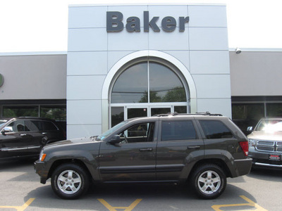 jeep grand cherokee 2006 gray suv laredo gasoline 6 cylinders 4 wheel drive automatic with overdrive 08844
