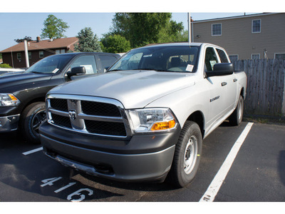 dodge ram 1500 2011 silver st flex fuel 8 cylinders 4 wheel drive automatic with overdrive 07730