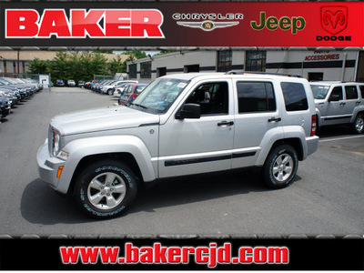 jeep liberty 2011 silver suv sport gasoline 6 cylinders 4 wheel drive automatic 08844