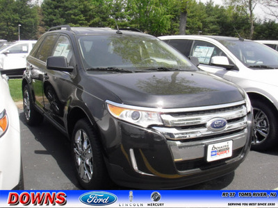 ford edge 2011 black limited gasoline 6 cylinders all whee drive automatic 08753