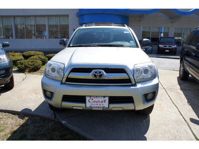 toyota 4runner 2007 silver suv sr5 gasoline 6 cylinders 4 wheel drive automatic 08750
