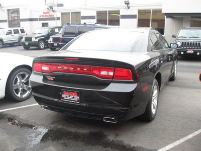 dodge charger 2011 black sedan se gasoline 6 cylinders rear wheel drive automatic with overdrive 08844