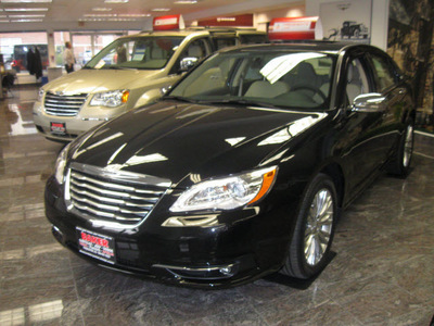 chrysler 200 2011 black sedan limited flex fuel 6 cylinders front wheel drive automatic with overdrive 08844
