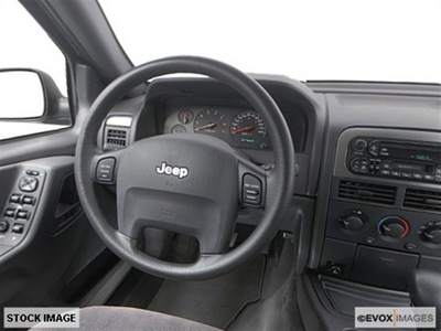 jeep grand cherokee 2003 suv laredo gasoline 6 cylinders rear wheel drive automatic 99301