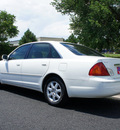 toyota avalon 2001 white sedan xls 1 owner gasoline 6 cylinders dohc front wheel drive automatic with overdrive 80012