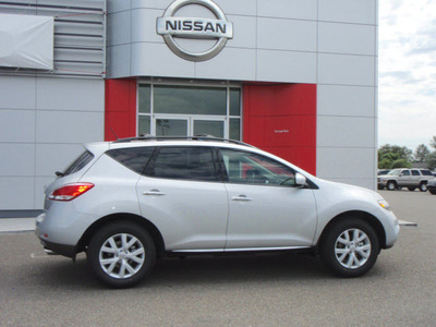 nissan murano 2011 silver le gasoline 6 cylinders all whee drive automatic 99301