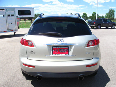 infiniti fx35 2008 off white suv gasoline 6 cylinders all whee drive automatic 80504