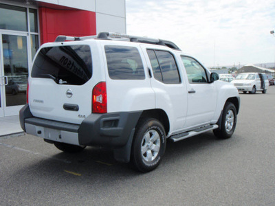 nissan xterra 2010 white suv s gasoline 6 cylinders 4 wheel drive automatic with overdrive 99301