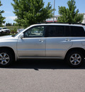 toyota highlander 2005 silver suv gasoline 6 cylinders all whee drive automatic with overdrive 80126