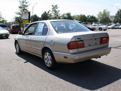 infiniti g20 1996 beige sedan gasoline 4 cylinders front wheel drive automatic with overdrive 80229