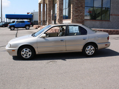 infiniti g20 1996 beige sedan gasoline 4 cylinders front wheel drive automatic with overdrive 80229