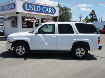 chevrolet tahoe 2003 white suv flex fuel 8 cylinders 4 wheel drive 4 speed automatic 98901
