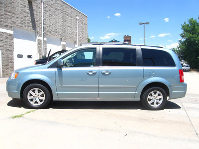chrysler town and country 2008 lt  blue van touring gasoline 6 cylinders front wheel drive automatic 80301