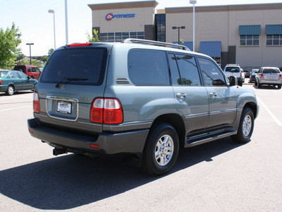lexus lx 470 2001 silver suv gasoline 8 cylinders 4 wheel drive automatic with overdrive 80126