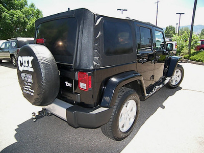jeep wrangler unlimited 2008 black suv sahara gasoline 6 cylinders 4 wheel drive 6 speed manual 81212