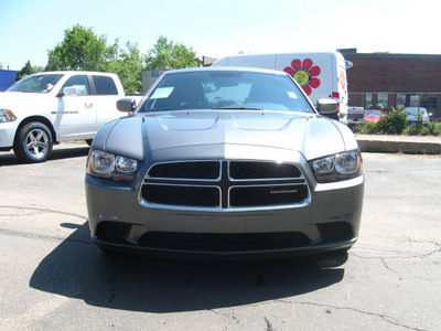 dodge charger 2011 dk  gray sedan se gasoline 6 cylinders rear wheel drive automatic 80301