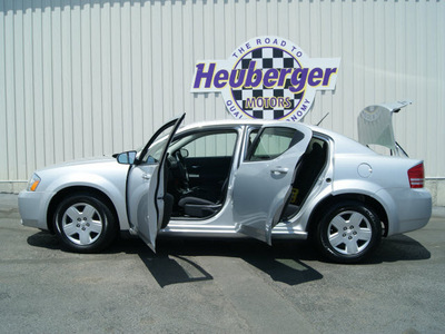 dodge avenger 2010 bright silver sedan sxt gasoline 4 cylinders front wheel drive automatic 80905
