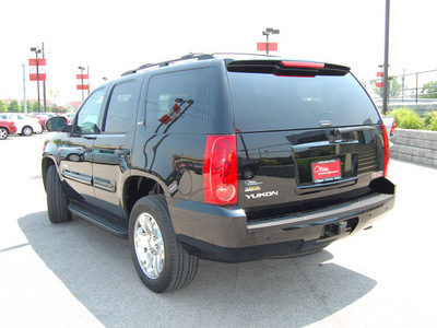 gmc yukon 2008 black suv slt flex fuel 8 cylinders 4 wheel drive automatic with overdrive 46219