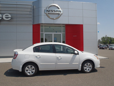 nissan sentra 2011 white sedan 2 0 s gasoline 4 cylinders front wheel drive automatic with overdrive 99301