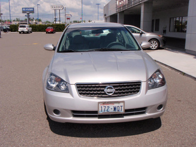 nissan altima 2006 silver sedan s gasoline 4 cylinders front wheel drive automatic 99301