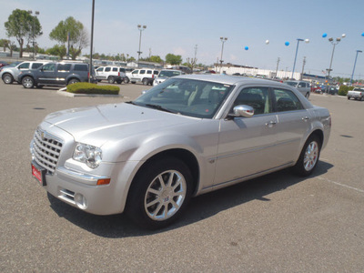 chrysler 300 2007 silver sedan c gasoline 8 cylinders all whee drive automatic 99301