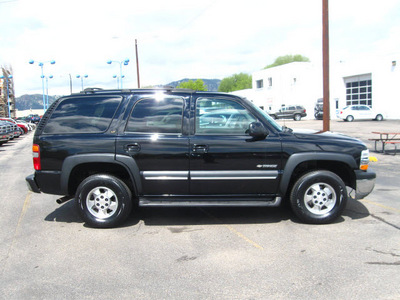 chevrolet tahoe 2002 black suv lt flex fuel 8 cylinders 4 wheel drive automatic 80301