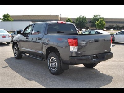toyota tundra 2011 01g3magneticg flex fuel 8 cylinders 4 wheel drive 6 speed automatic 46219