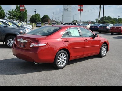 toyota camry 2011 red sedan gasoline 4 cylinders front wheel drive 6 speed automatic 46219
