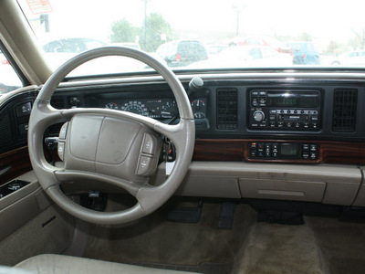 buick lesabre 1998 gold sedan limited gasoline v6 front wheel drive automatic 80229