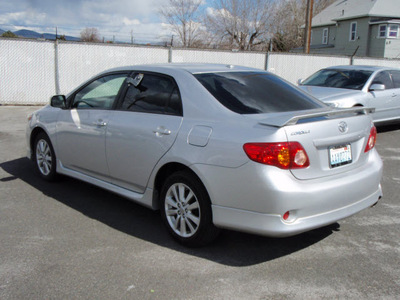 toyota corolla 2009 silver sedan gasoline 4 cylinders front wheel drive automatic 98901