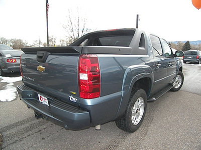 chevrolet avalanche 2008 blue suv z71 flex fuel 8 cylinders 4 wheel drive automatic 81212