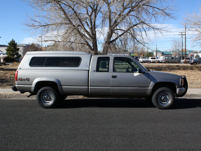 gmc c k 2500 series 2000 gray k2500 sl gasoline v8 4 wheel drive 5 speed manual 80012